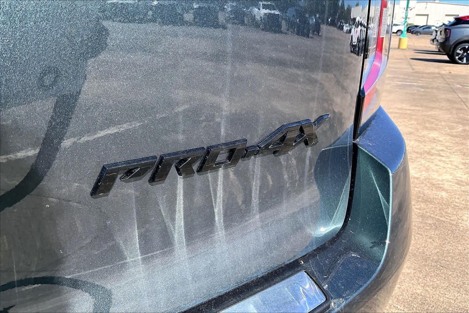 2026 Nissan Armada PRO-4X Alpine Metallic/Super Black at Robbins Nissan