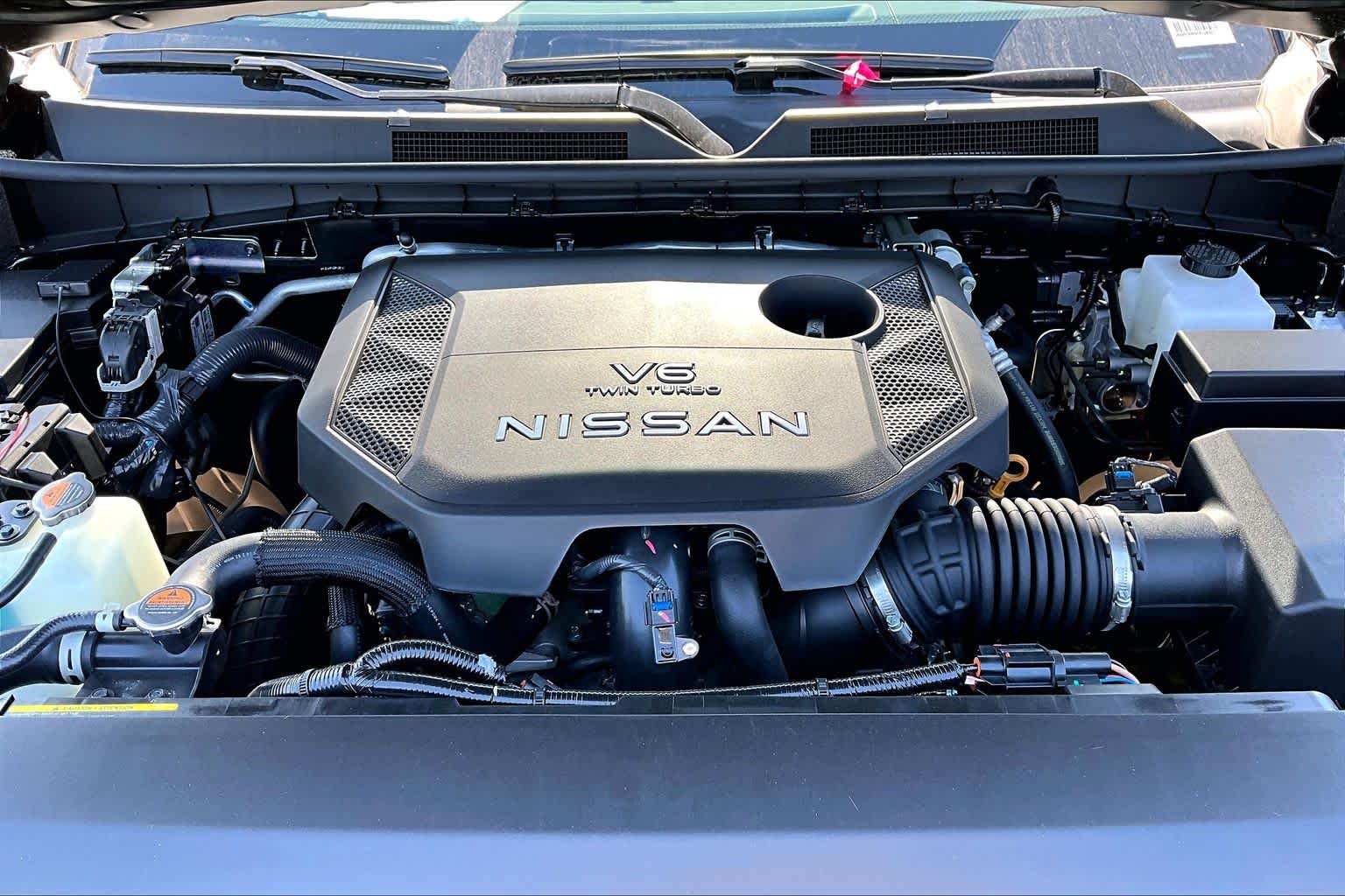 2026 Nissan Armada PRO-4X Alpine Metallic/Super Black at Robbins Nissan