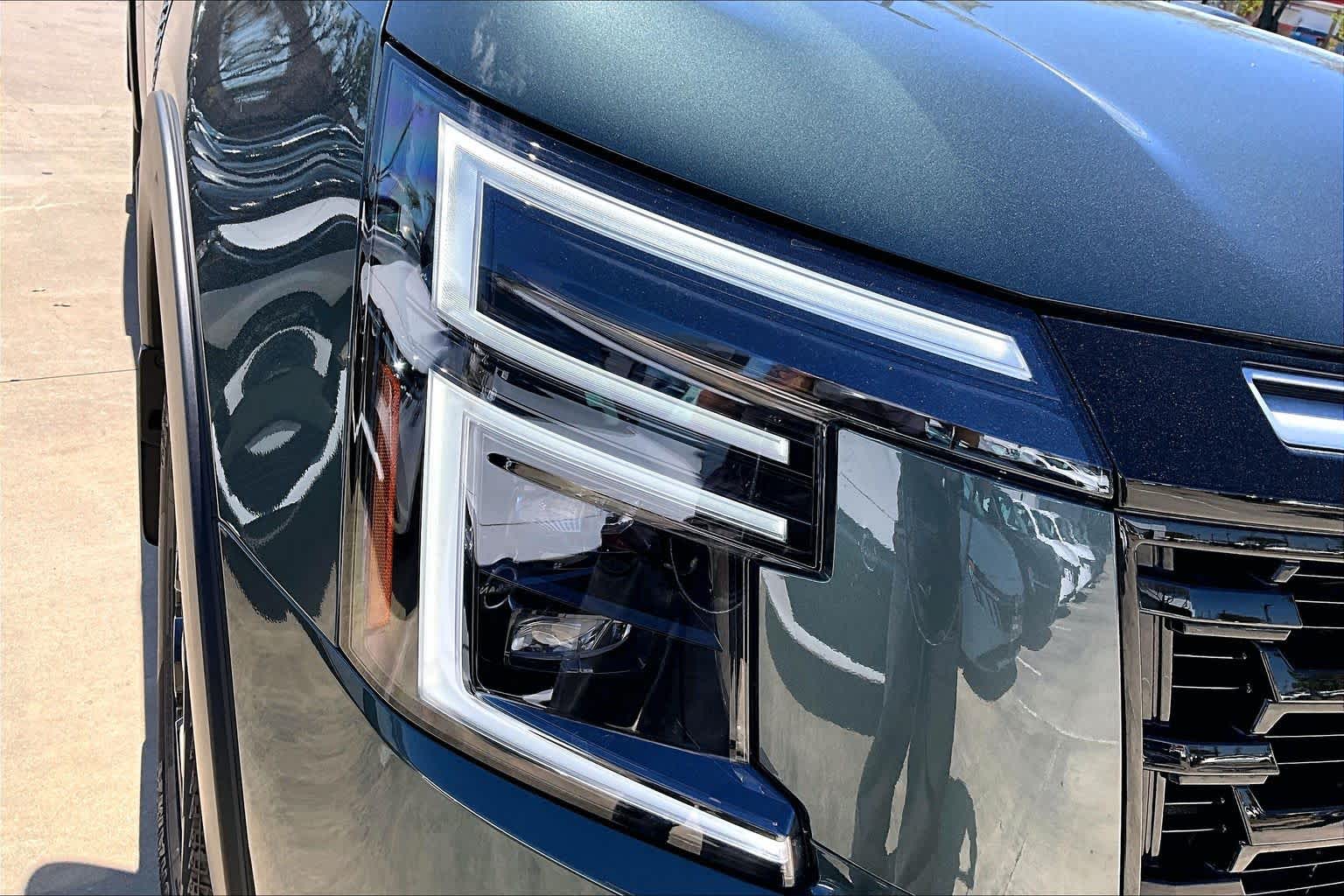2026 Nissan Armada PRO-4X Alpine Metallic/Super Black at Sterling McCall Nissan