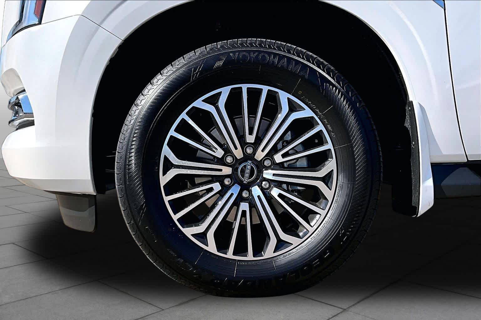 2026 Nissan Armada photo 9 of 21