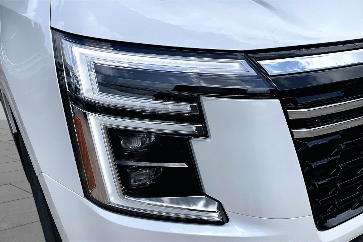 2026 Nissan Armada Platinum Aspen White Tricoat at Sterling McCall Nissan