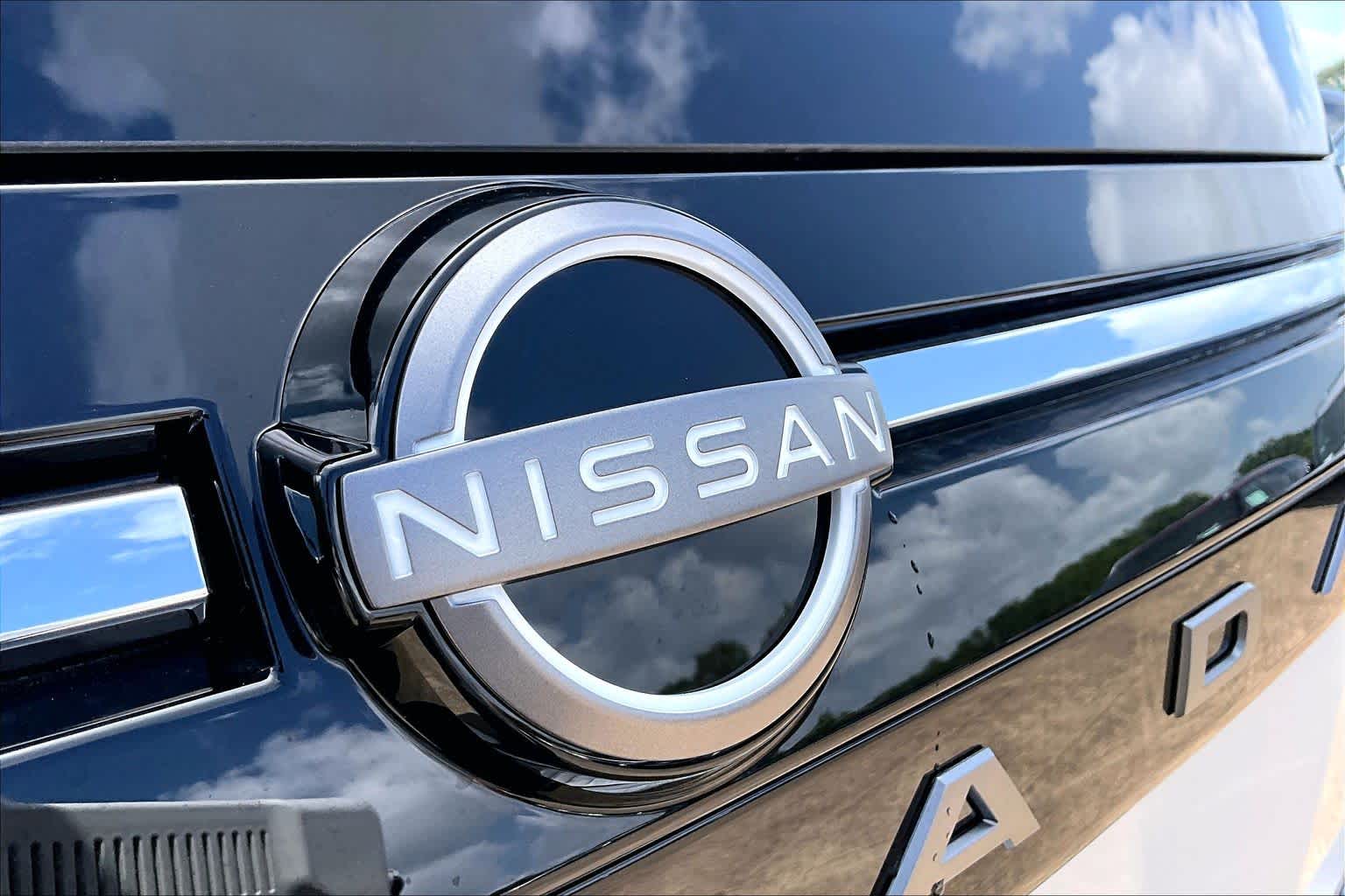 2026 Nissan Armada Platinum Aspen White Tricoat at Sterling McCall Nissan