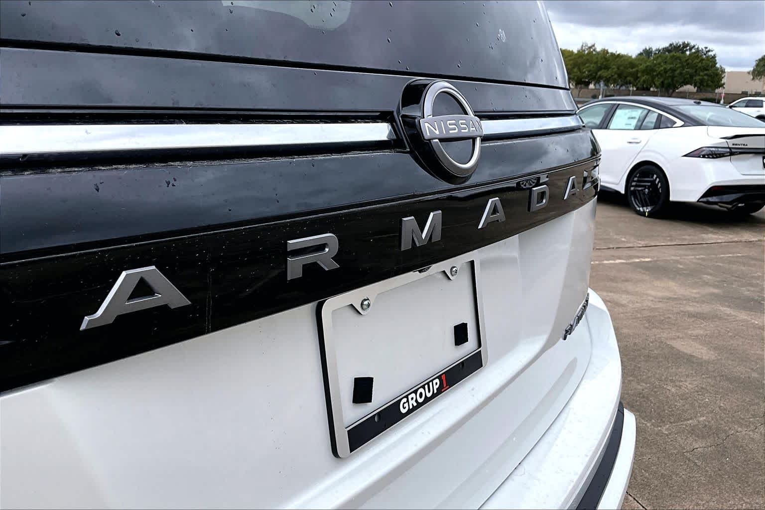 2027 Nissan Armada photo 8 of 21