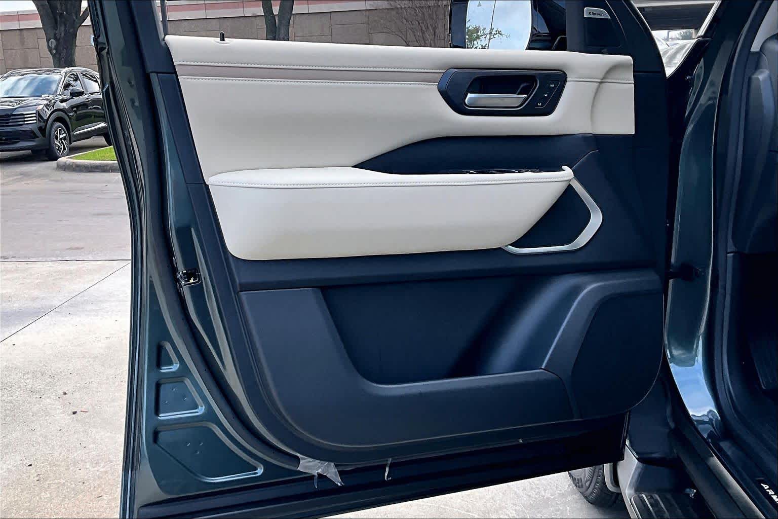 2026 Nissan Armada Platinum Alpine Metallic/Super Black at Sterling McCall Nissan