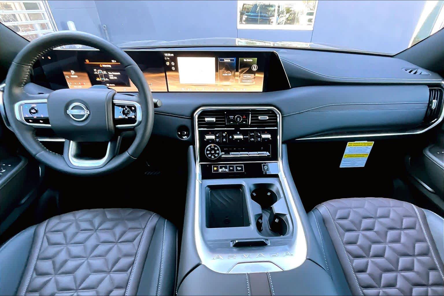 2025 Nissan Armada Platinum - 4