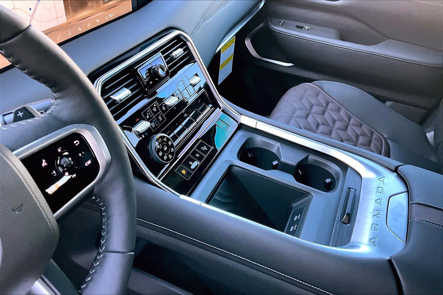 2025 Nissan Armada Platinum - 10