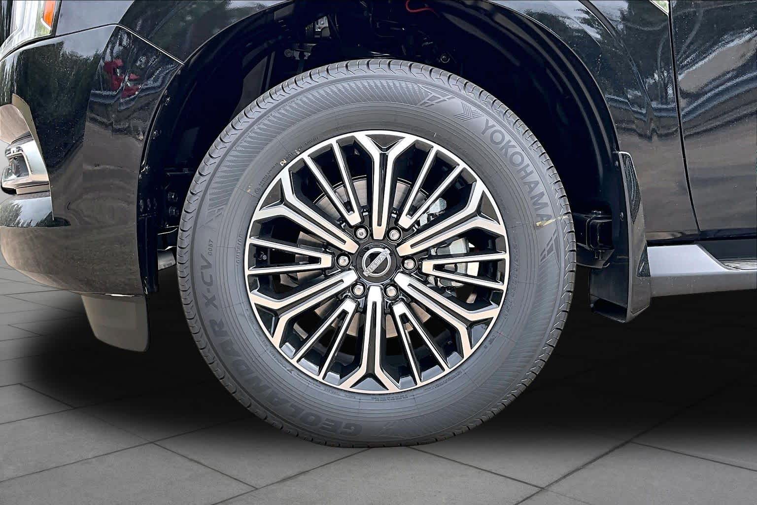 2027 Nissan Armada photo 9 of 20