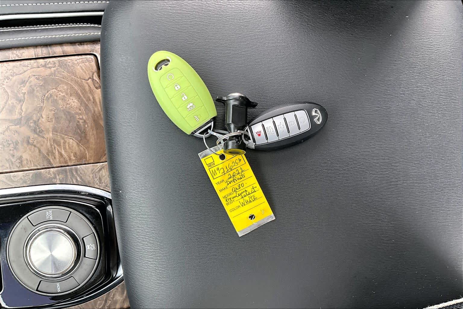 2021 INFINITI QX80 photo 15 of 35