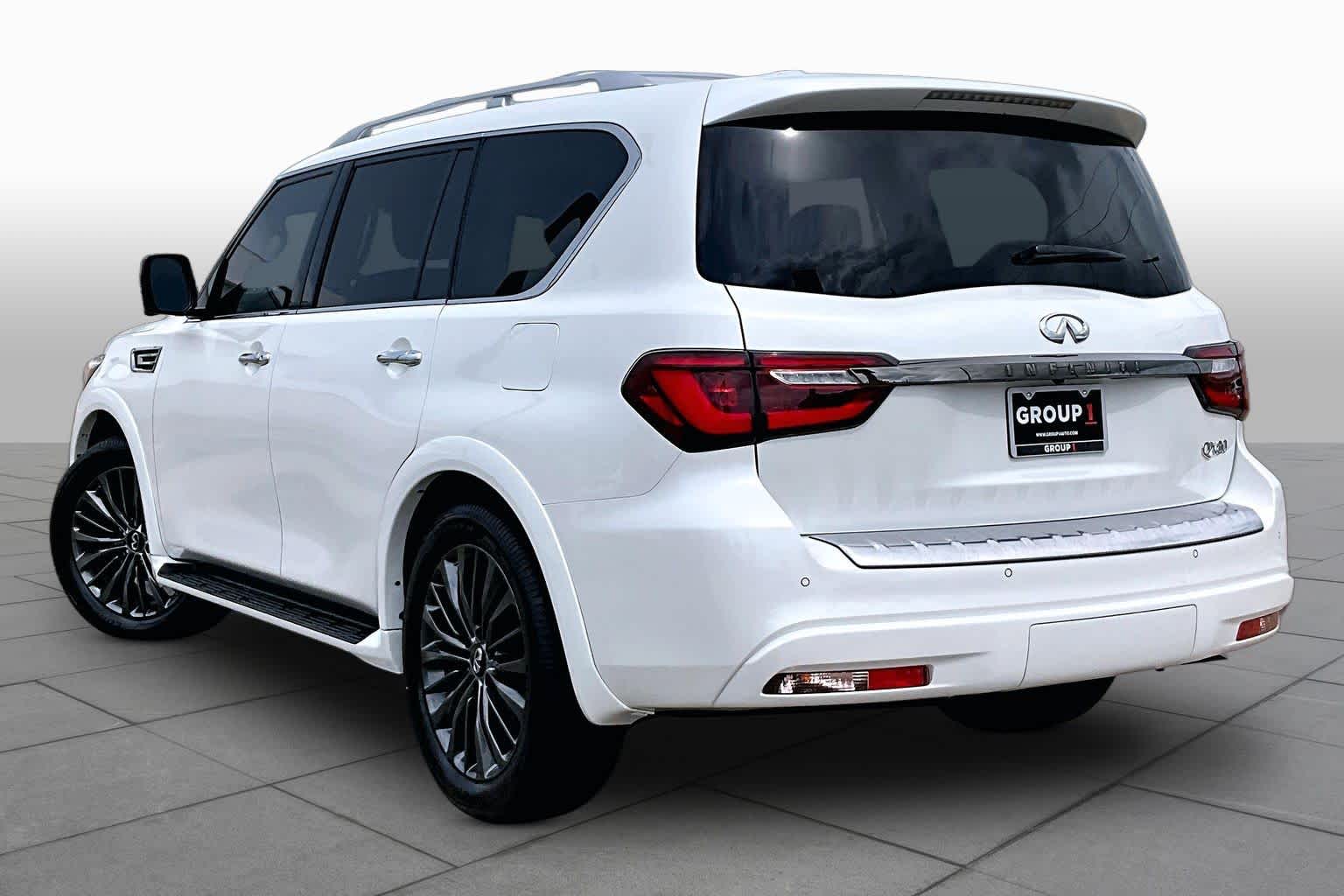 2021 INFINITI QX80 photo 12 of 35