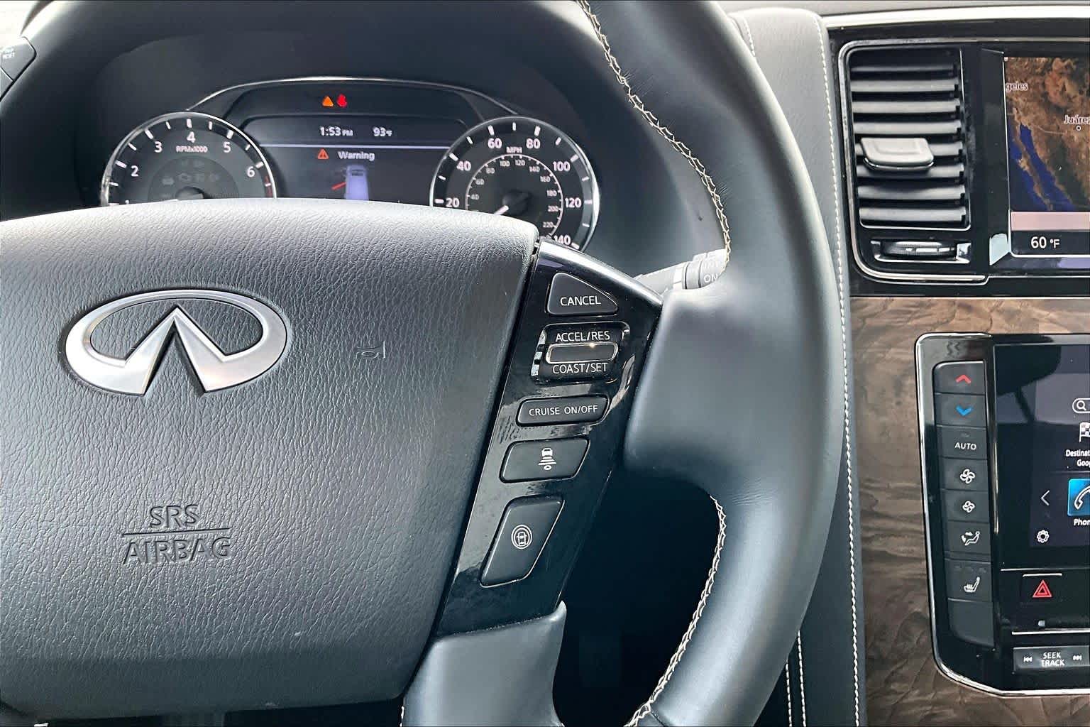 2021 INFINITI QX80 photo 25 of 35