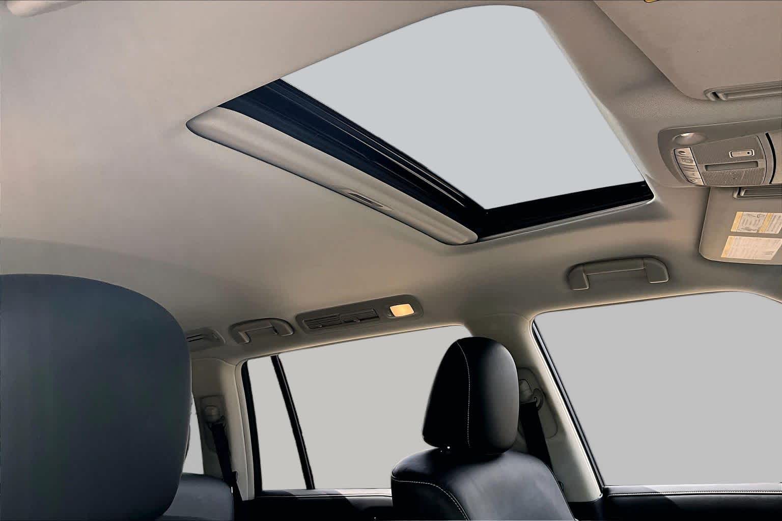 2021 INFINITI QX80 photo 14 of 35