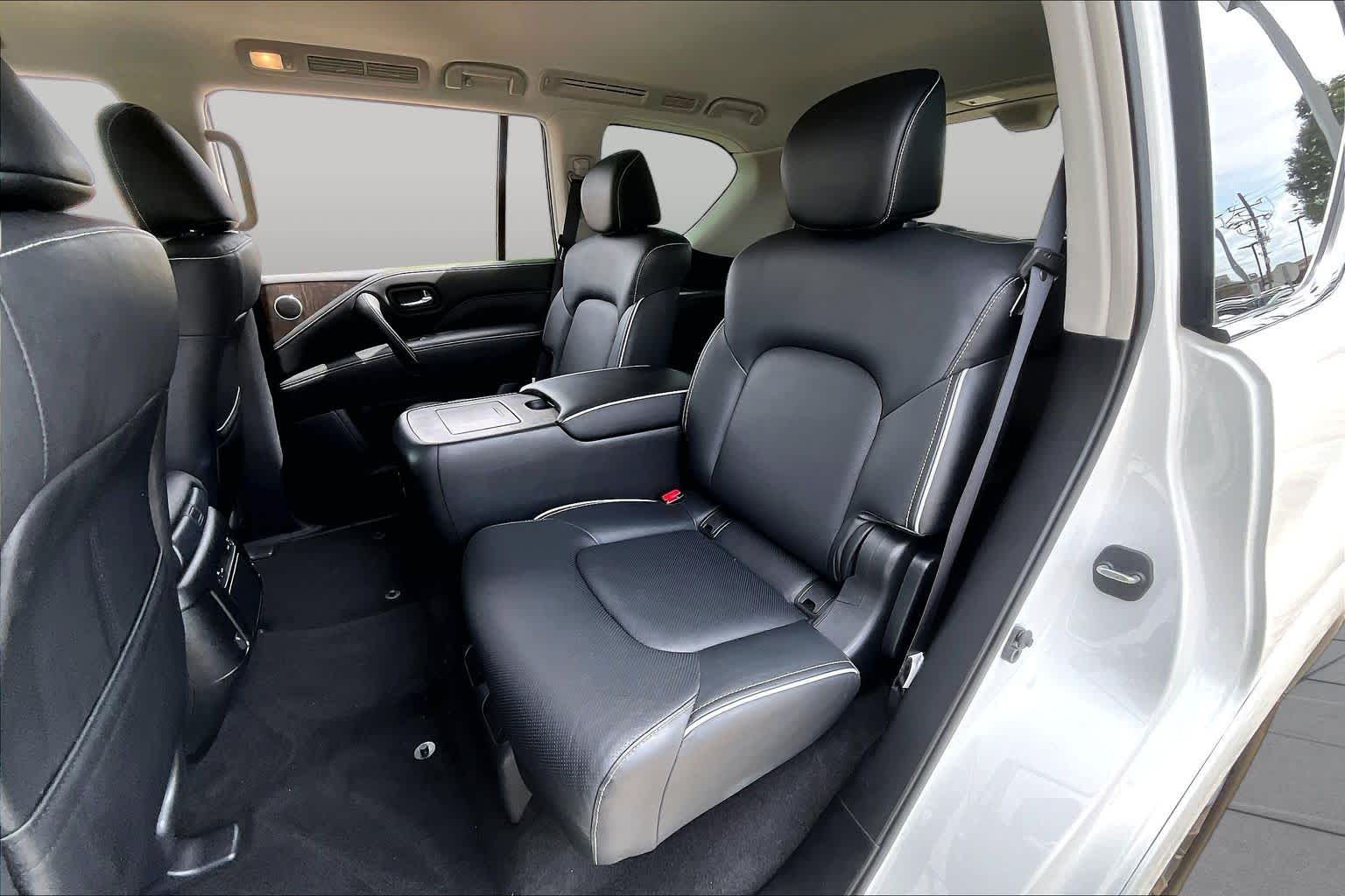 2021 INFINITI QX80 photo 20 of 35