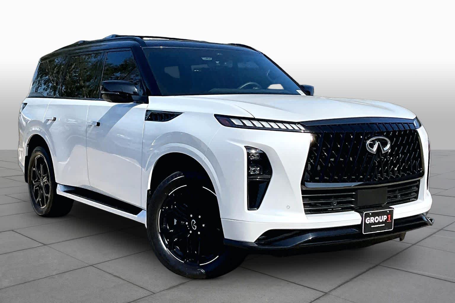 2026 INFINITI QX80 photo 3 of 34