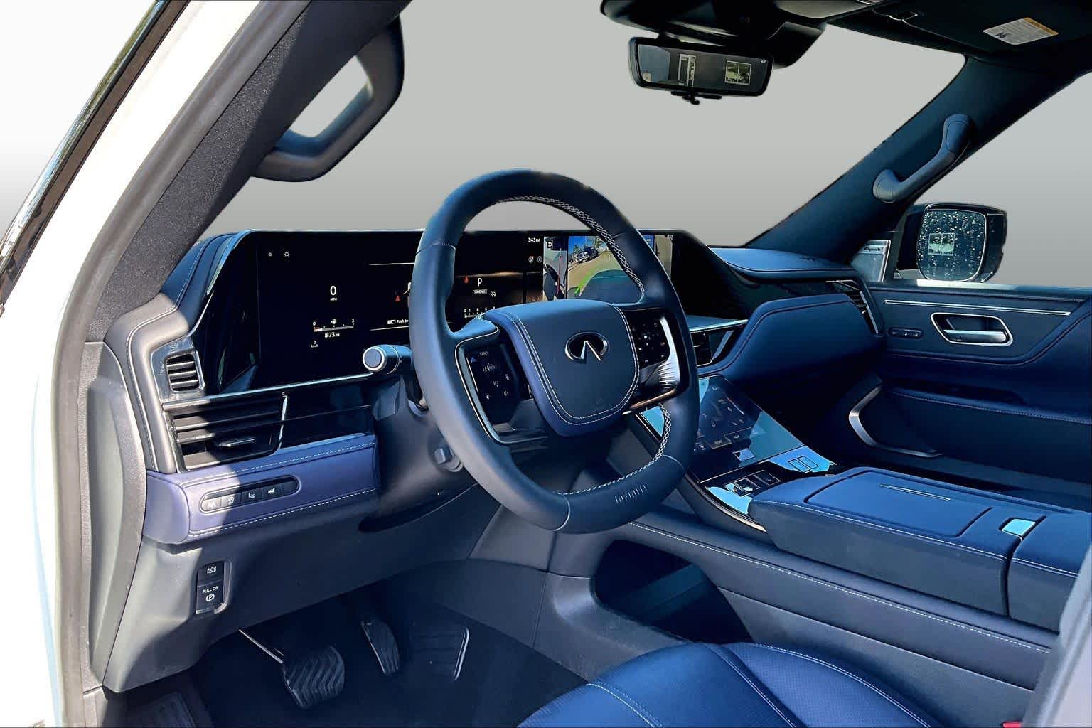 2026 INFINITI QX80 photo 18 of 34