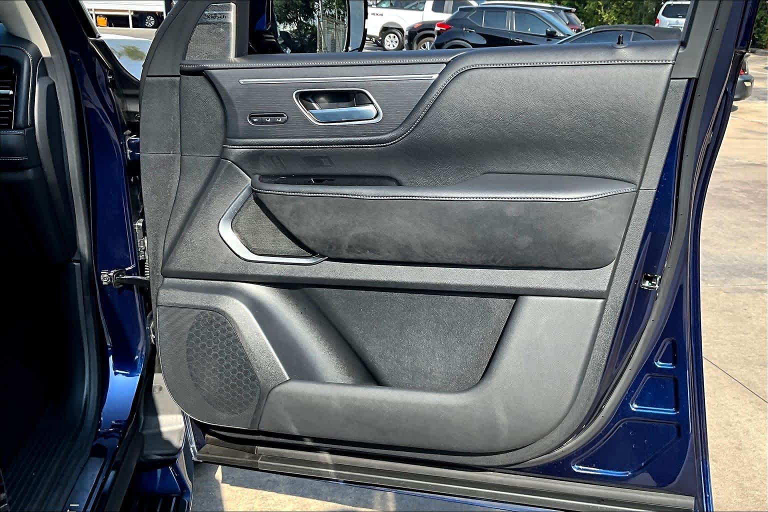 2025 INFINITI QX80 SENSORY Grand Blue at Sterling McCall Nissan