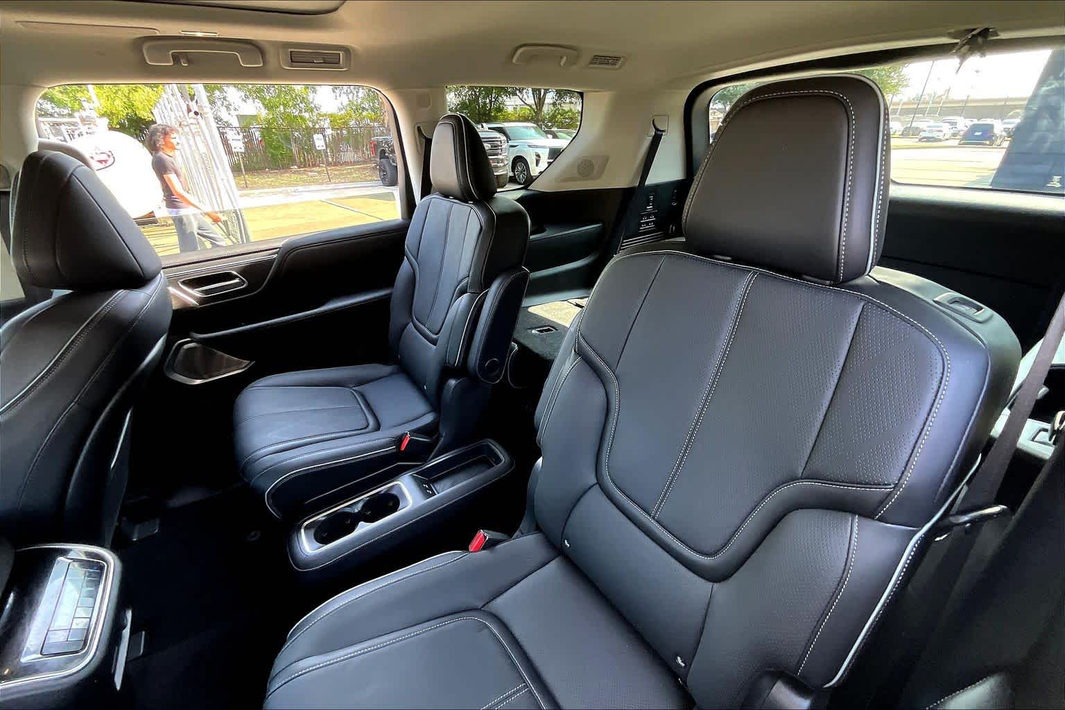 2025 INFINITI QX80 SENSORY Grand Blue at Sterling McCall Nissan