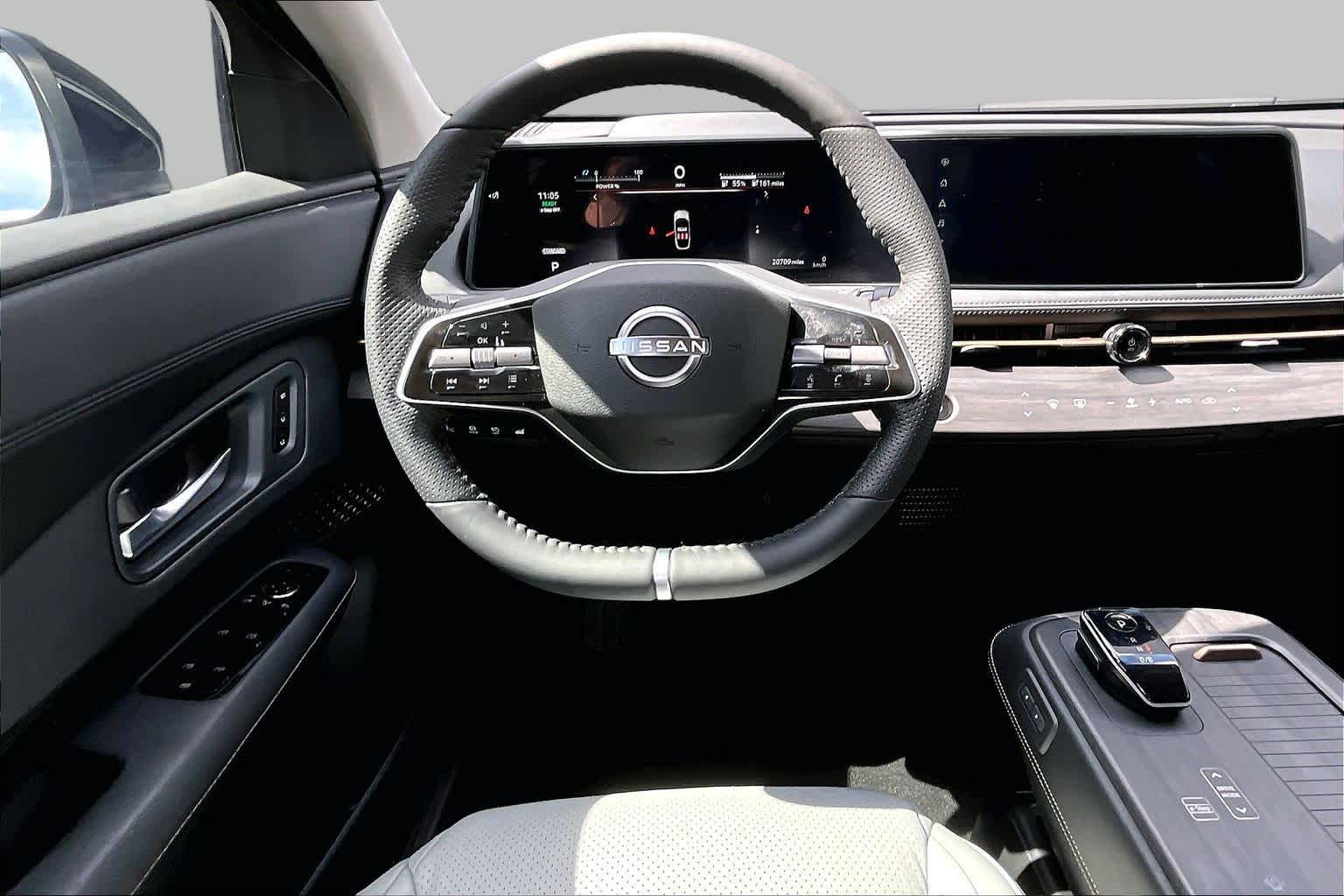 2025 Nissan ARIYA EVOLVE+ Boulder Gray Pearl at Auto Boutique Texas