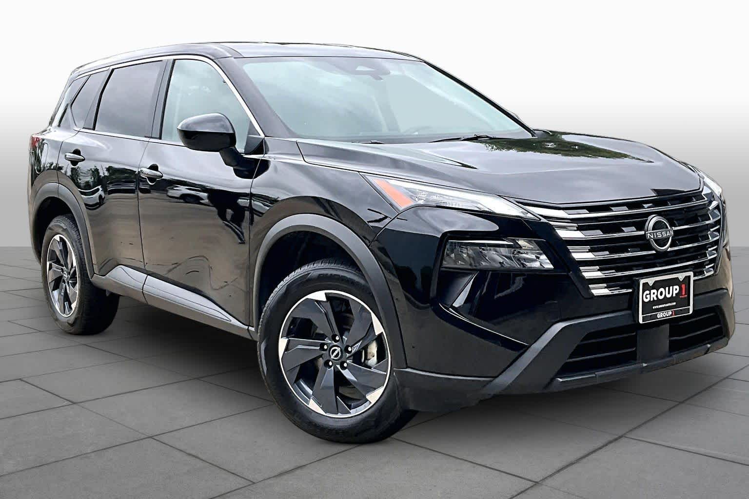 2025 Nissan Rogue SV - 2