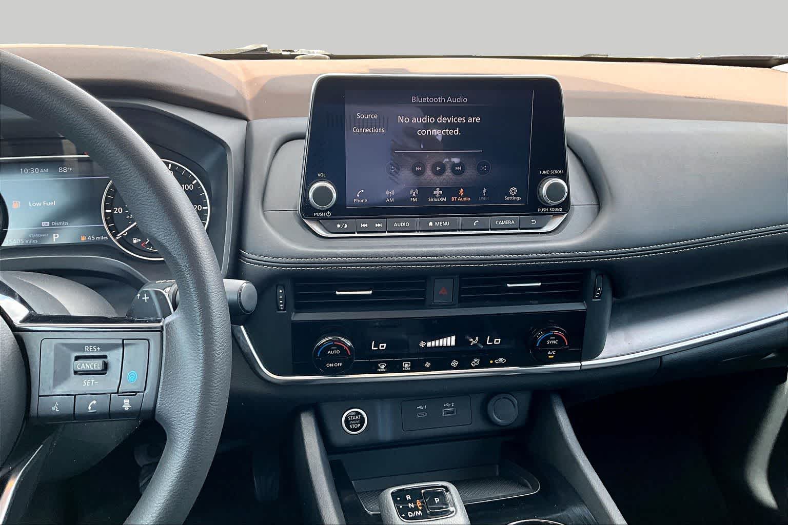 2023 Nissan Rogue SV - 6