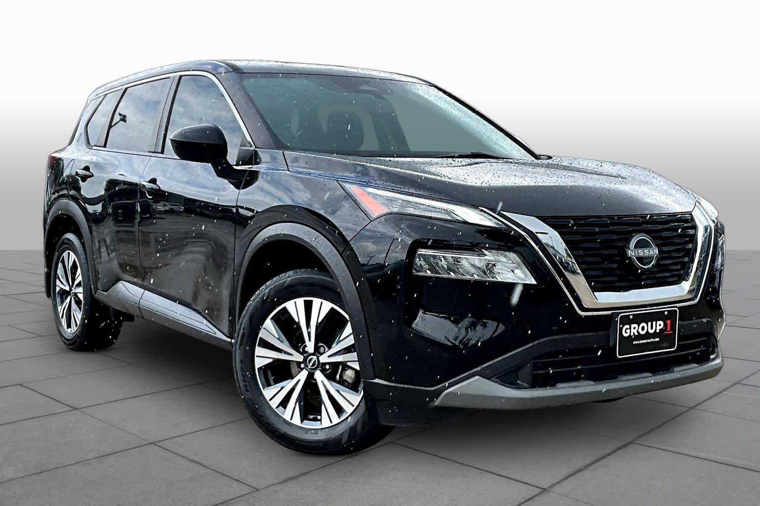 2023 Nissan Rogue SV - 2