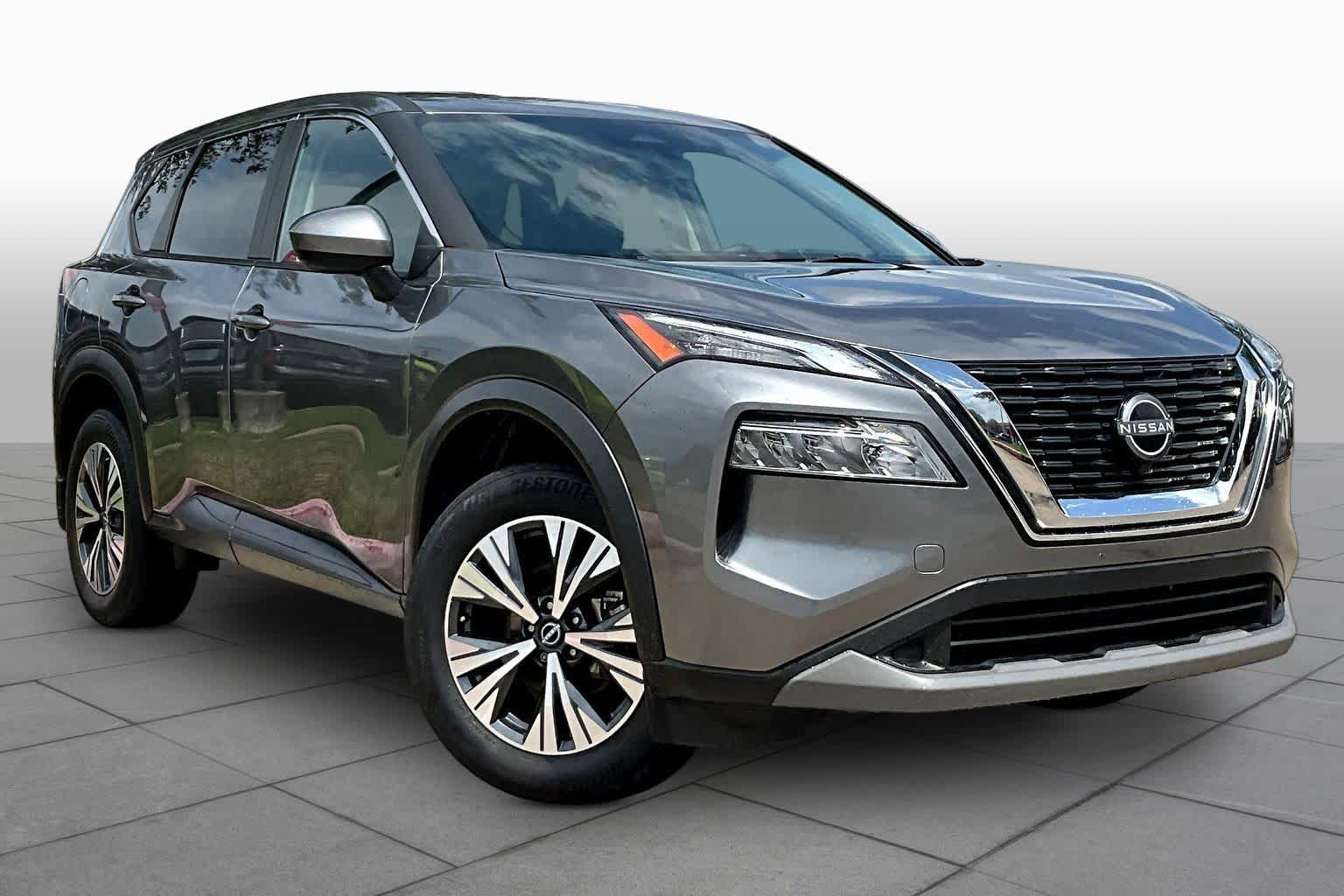 2023 Nissan Rogue SV - 2