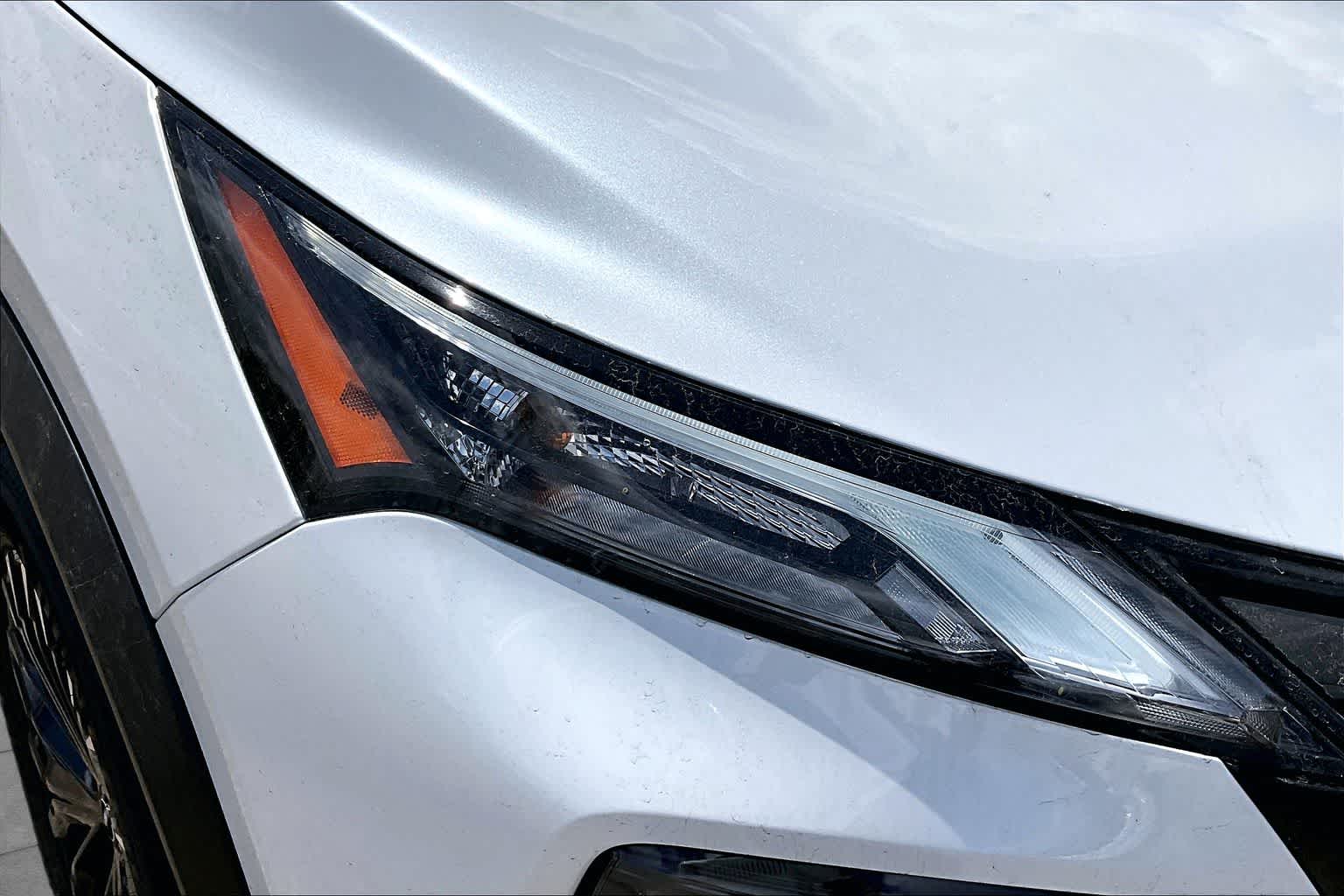 2026 Nissan Rogue Dark Armor Everest White Pearl Tricoat at Sterling McCall Nissan