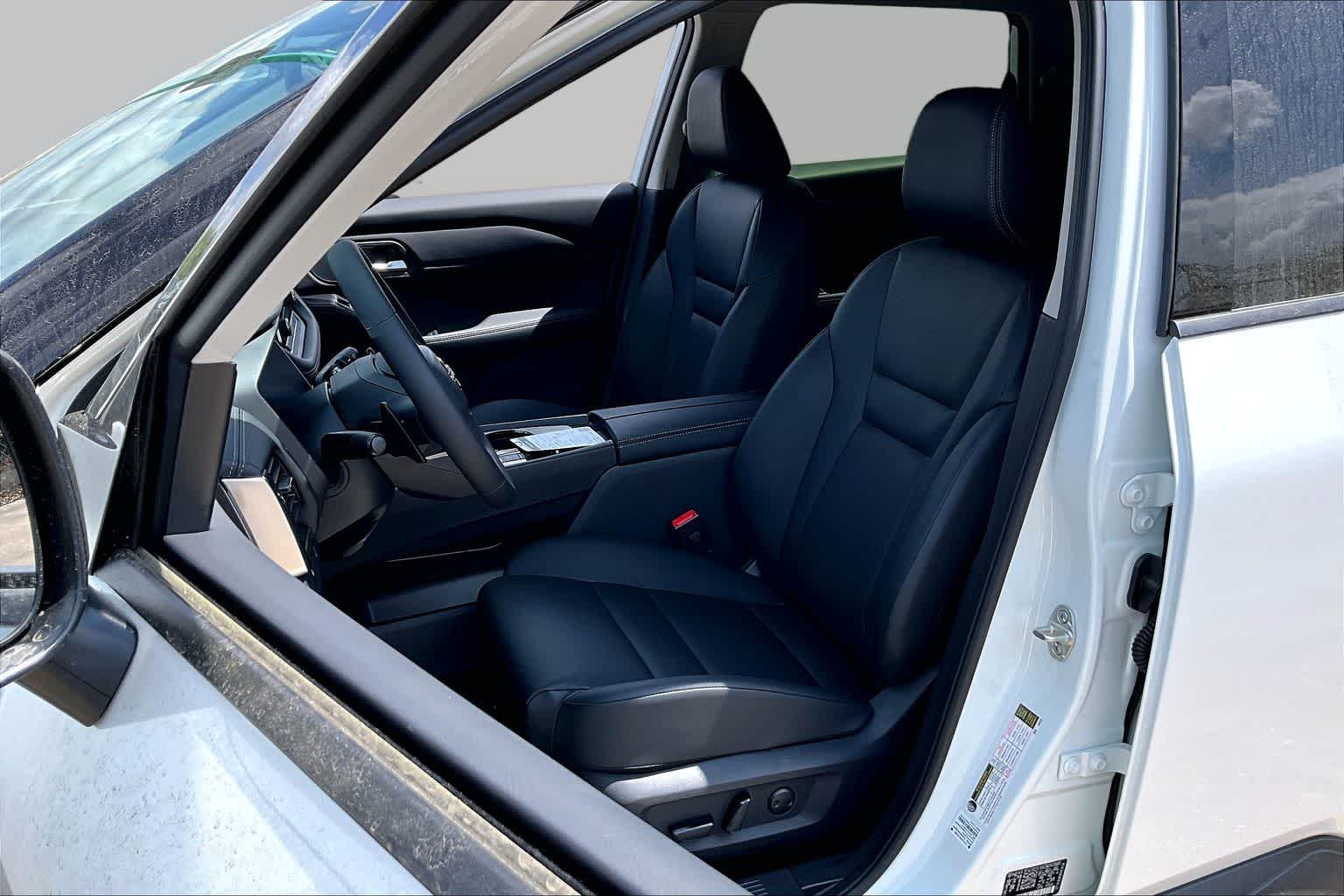 2026 Nissan Rogue Dark Armor Everest White Pearl Tricoat at Sterling McCall Nissan