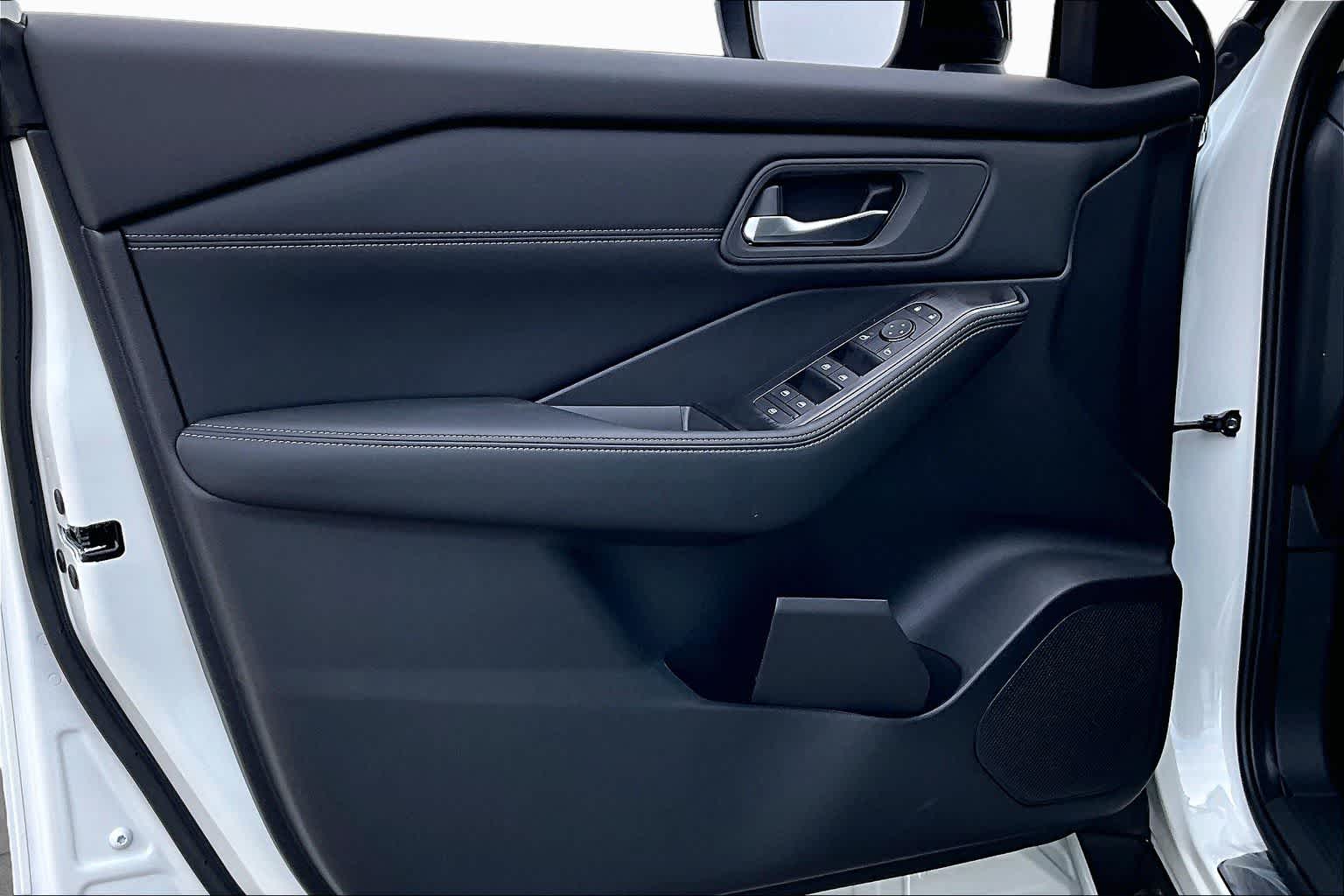 2026 Nissan Rogue Dark Armor Everest White Pearl Tricoat at Sterling McCall Nissan
