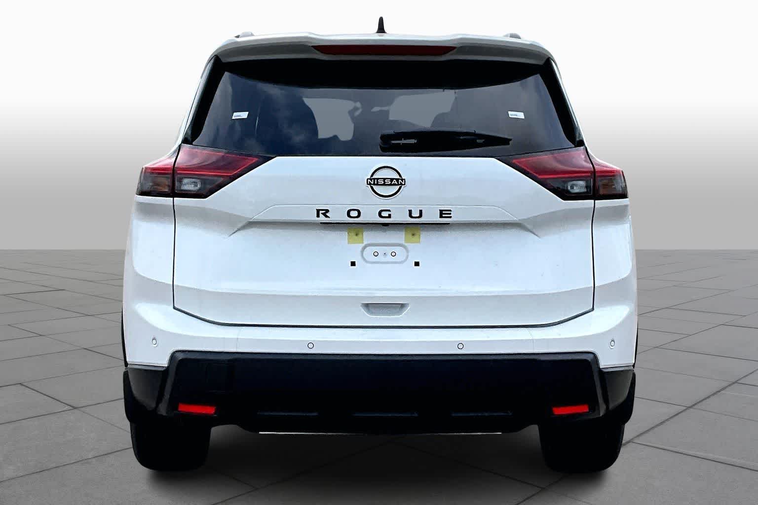 2026 Nissan Rogue Dark Armor Everest White Pearl Tricoat at Sterling McCall Nissan