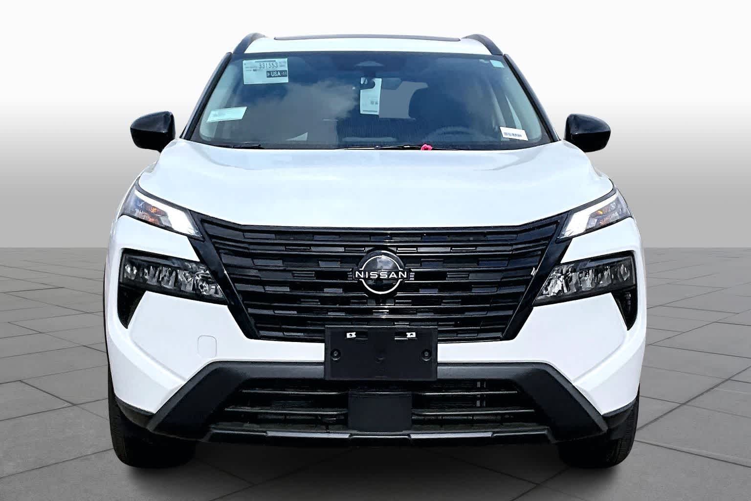 2026 Nissan Rogue Dark Armor Everest White Pearl Tricoat at Sterling McCall Nissan