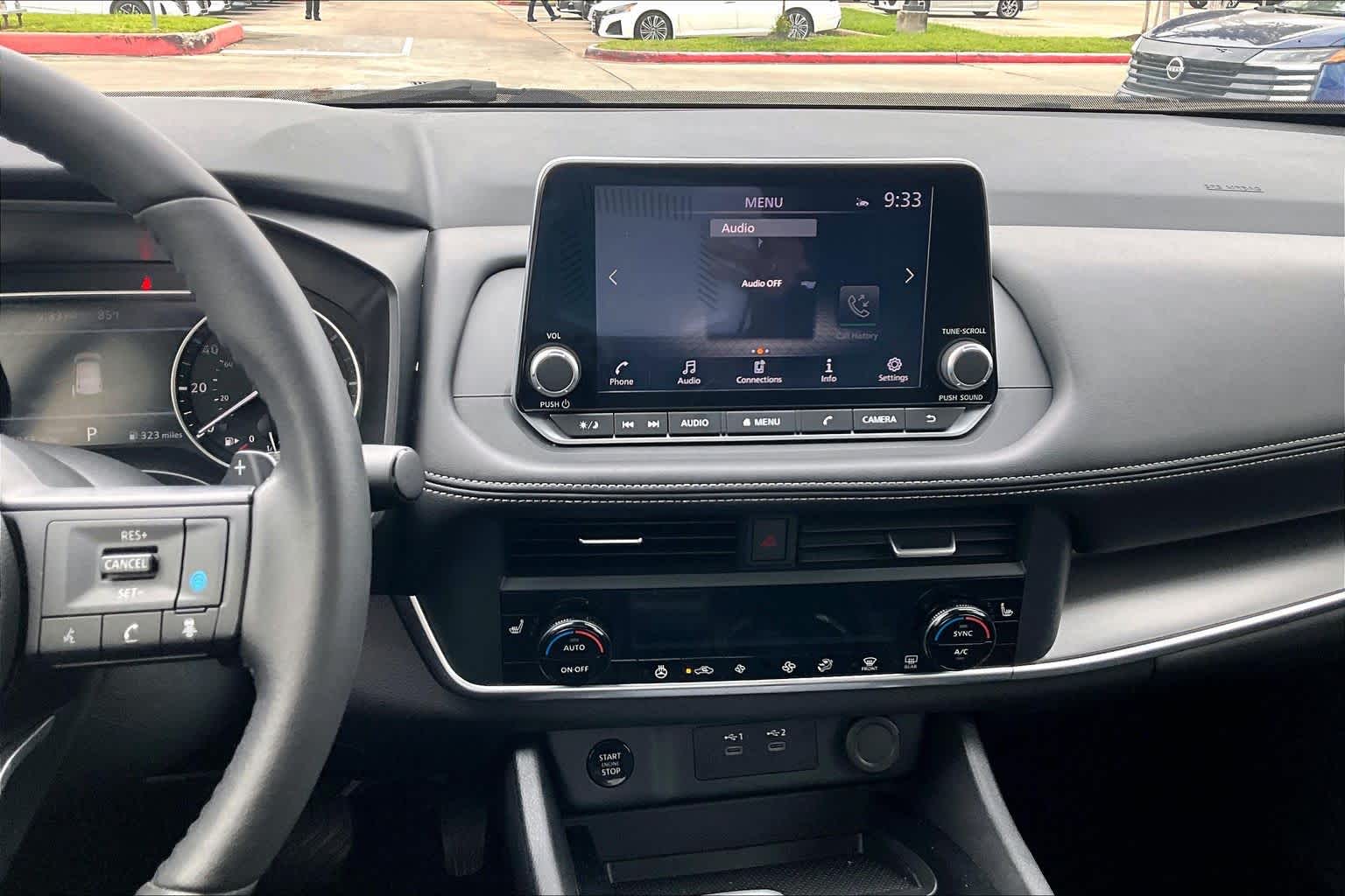 2024 Nissan Rogue SV - 6