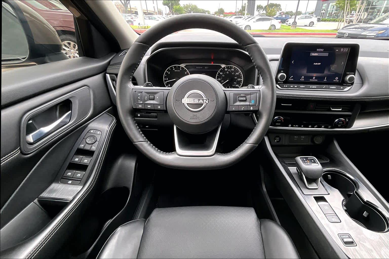 2024 Nissan Rogue SV - 5