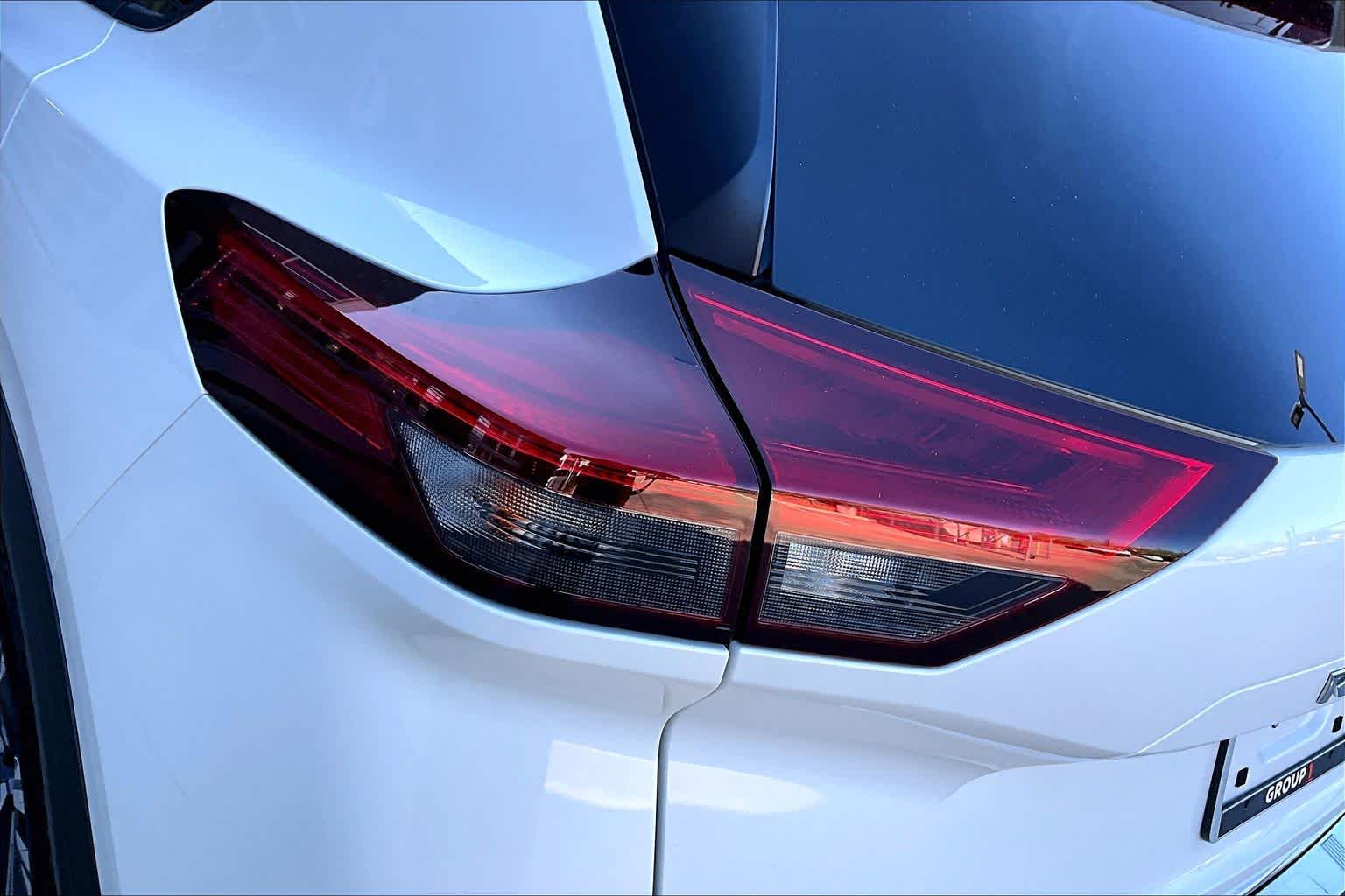 2023 Nissan Rogue SV Pearl White Tricoat at Sterling McCall Nissan