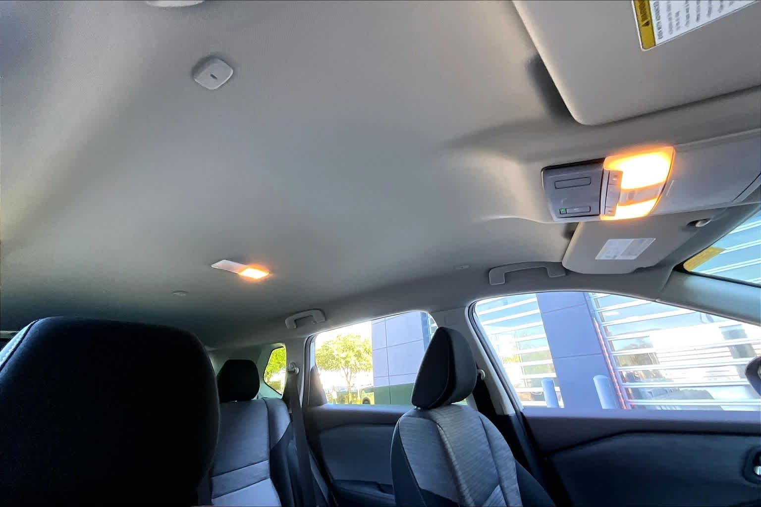 2023 Nissan Rogue SV Pearl White Tricoat at Sterling McCall Nissan