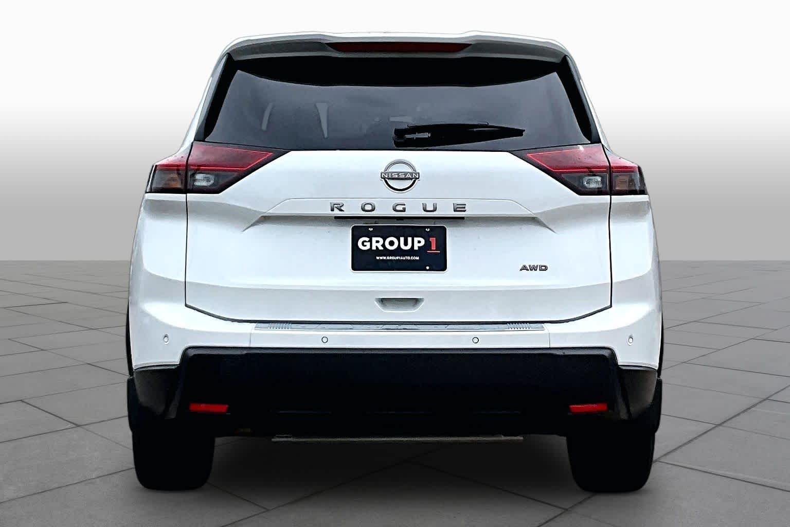 2026 Nissan Rogue SV - 4