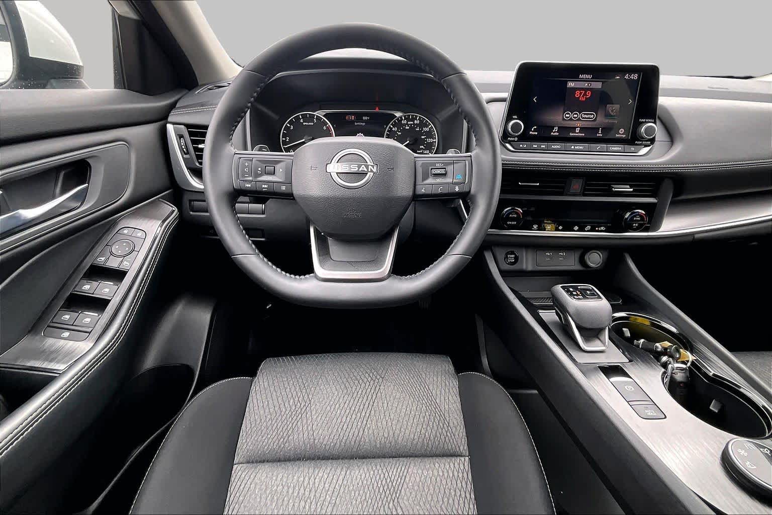 2026 Nissan Rogue SV - 5