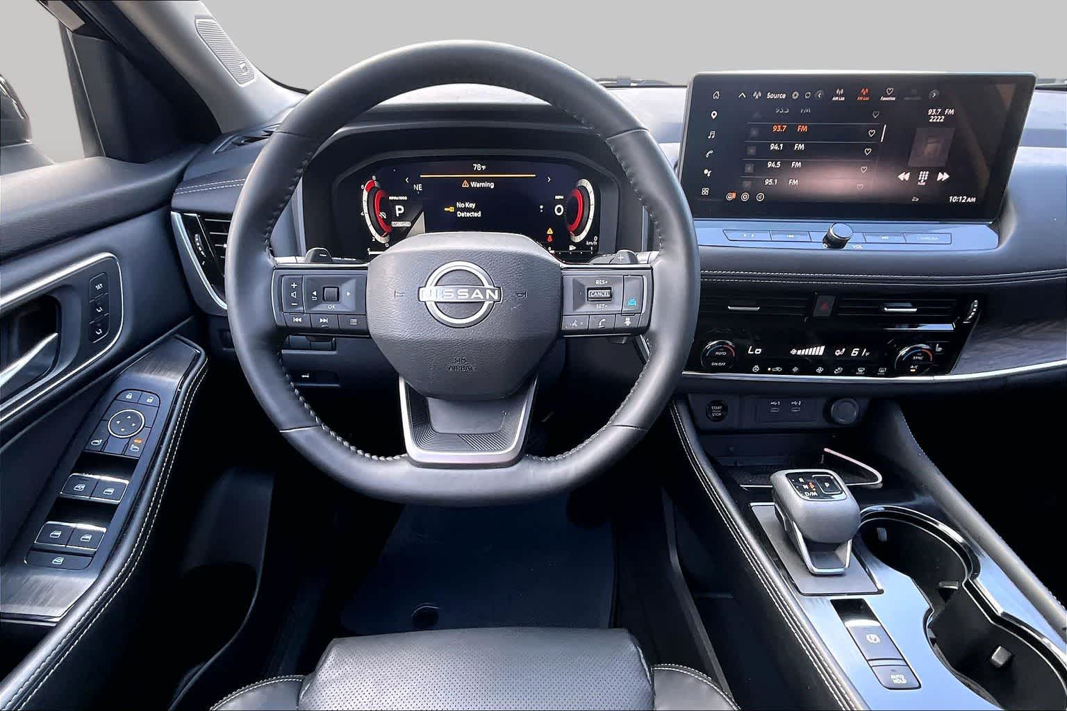 2025 Nissan Rogue Platinum - 5