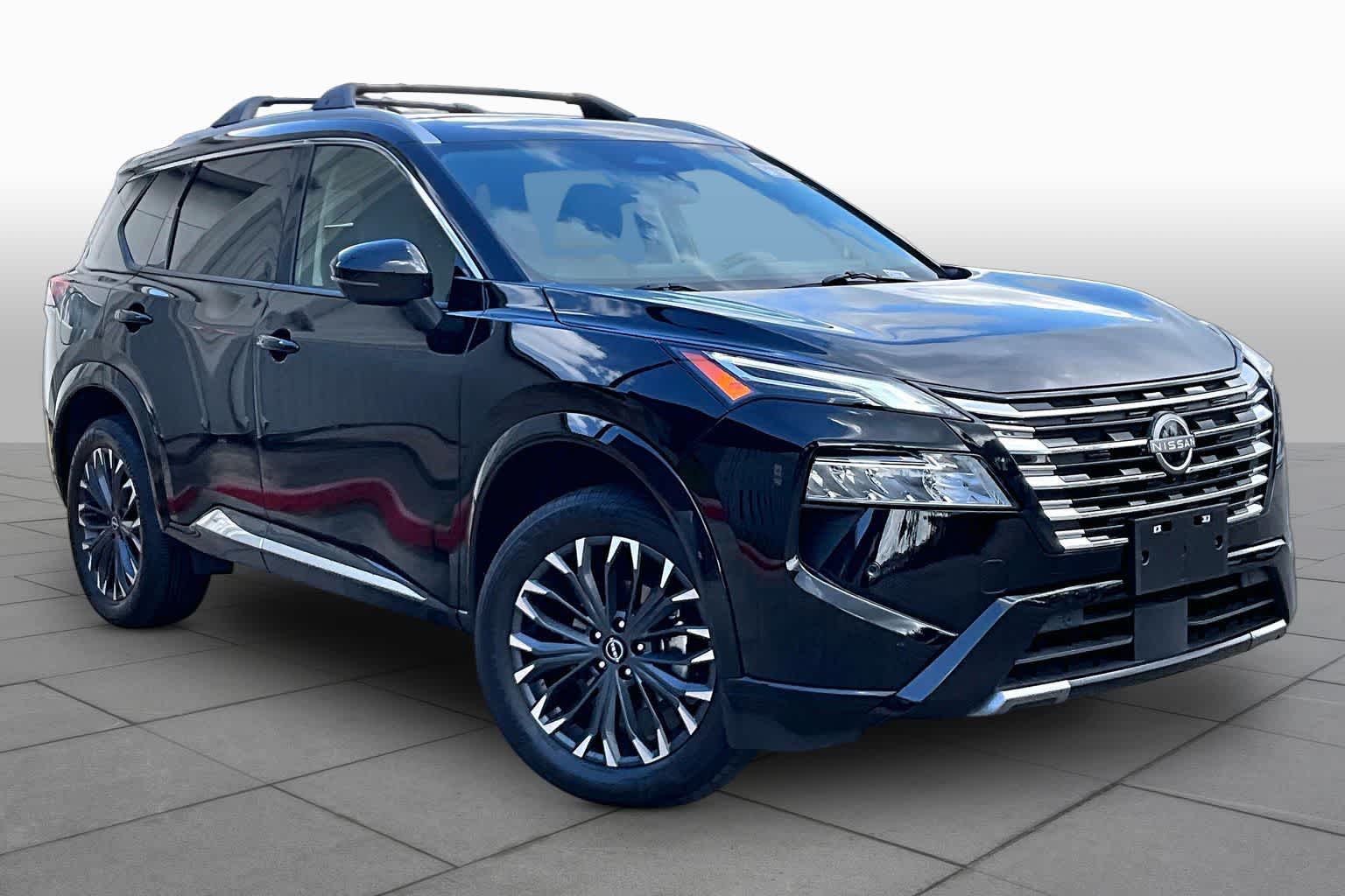 2025 Nissan Rogue Platinum - 2