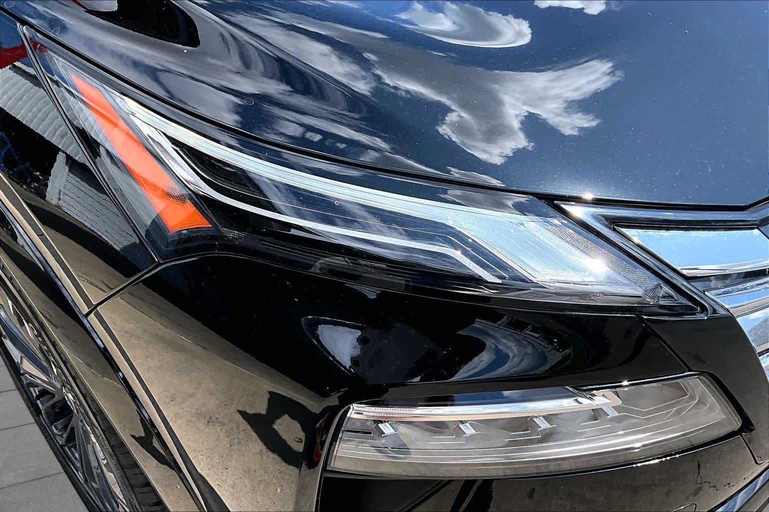 2025 Nissan Rogue photo 28 of 35