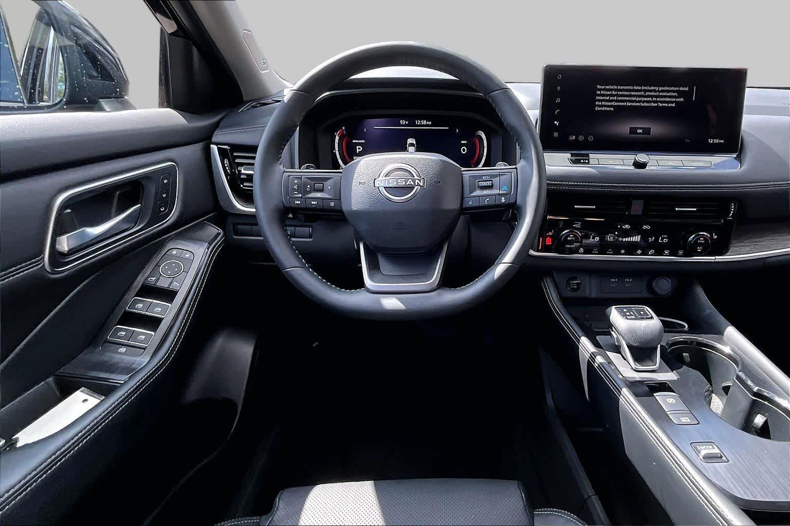 2025 Nissan Rogue photo 6 of 35