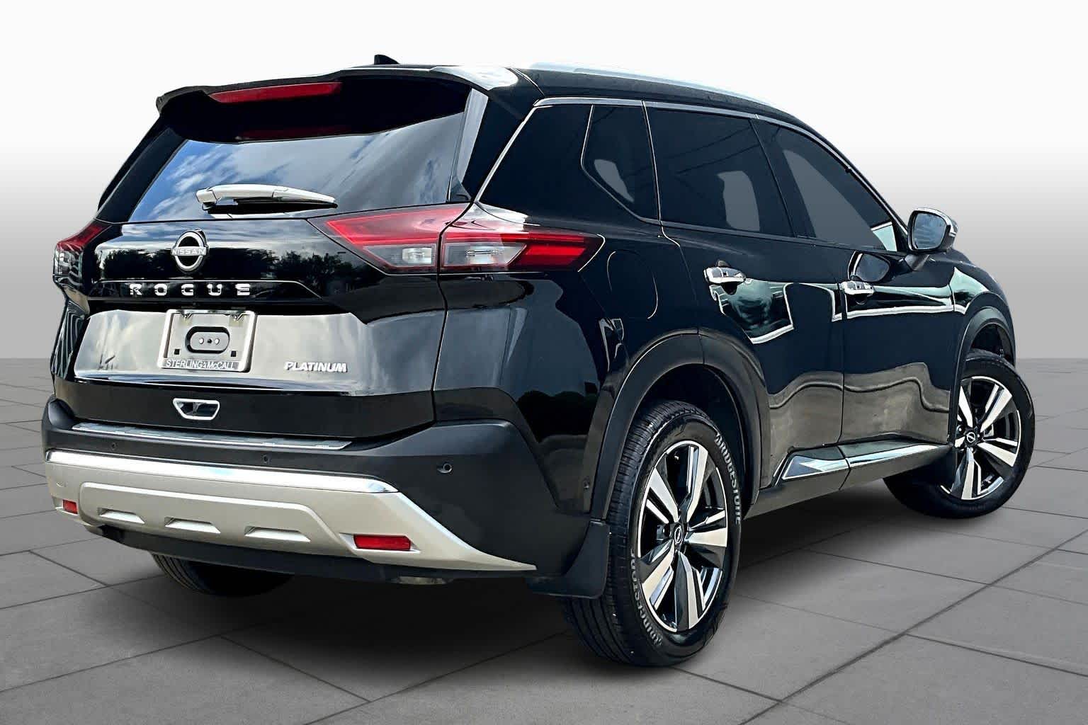 2023 Nissan Rogue Platinum - 10