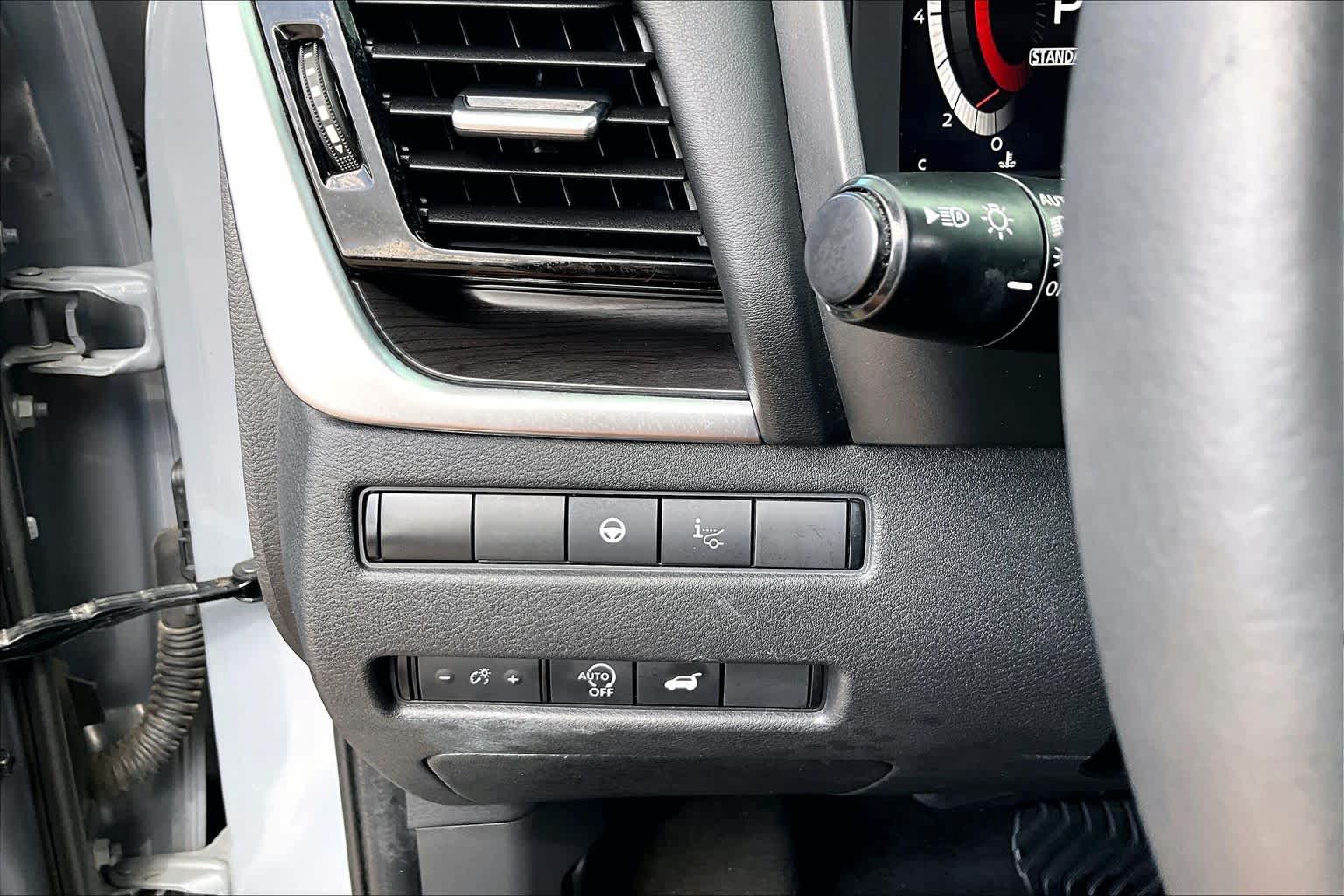 2023 Nissan Rogue Platinum Boulder Gray Pearl at Sterling McCall Nissan
