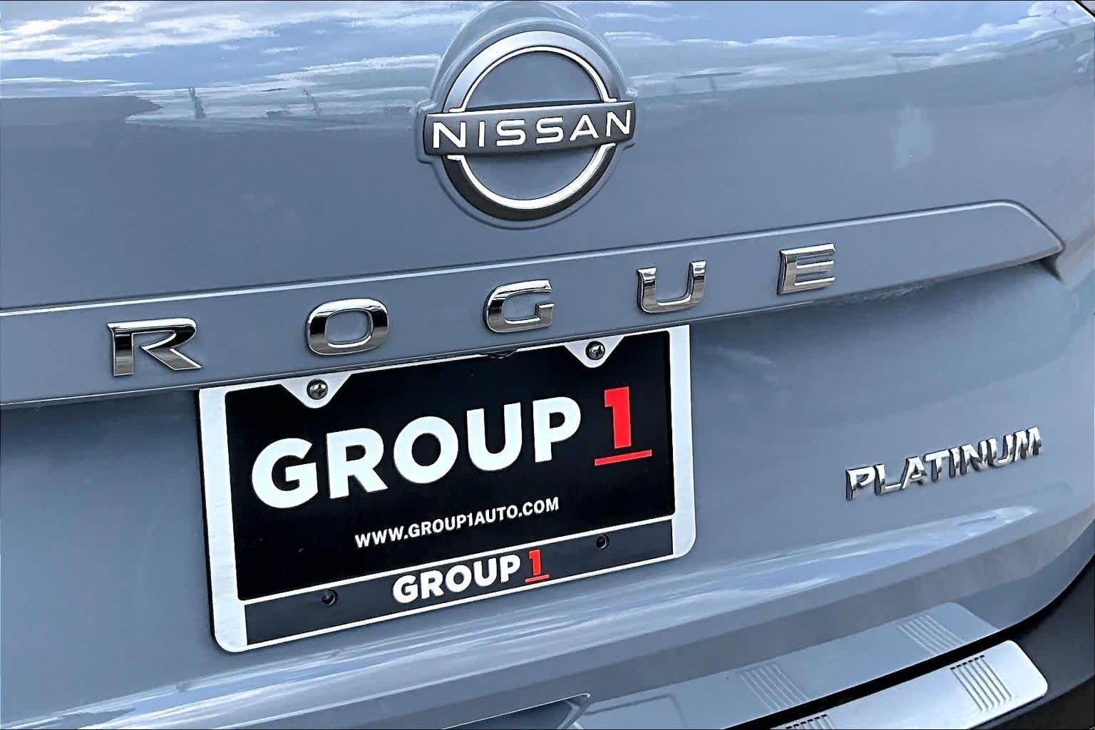 2023 Nissan Rogue Platinum Boulder Gray Pearl at Sterling McCall Nissan