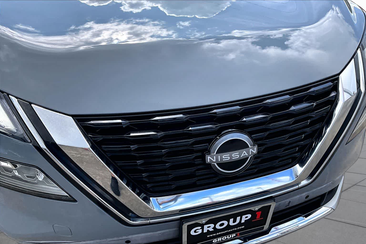 2023 Nissan Rogue Platinum Boulder Gray Pearl at Sterling McCall Nissan