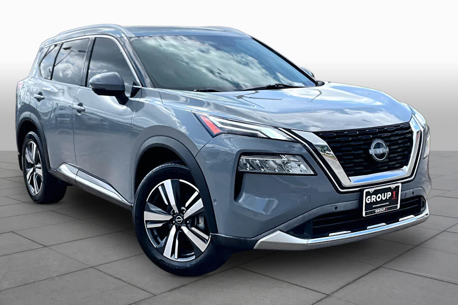 2023 Nissan Rogue Platinum Boulder Gray Pearl at Sterling McCall Nissan