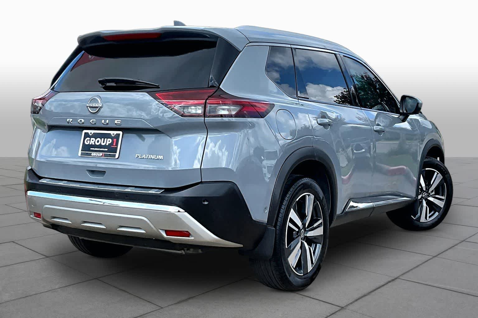 2023 Nissan Rogue Platinum Boulder Gray Pearl at Sterling McCall Nissan