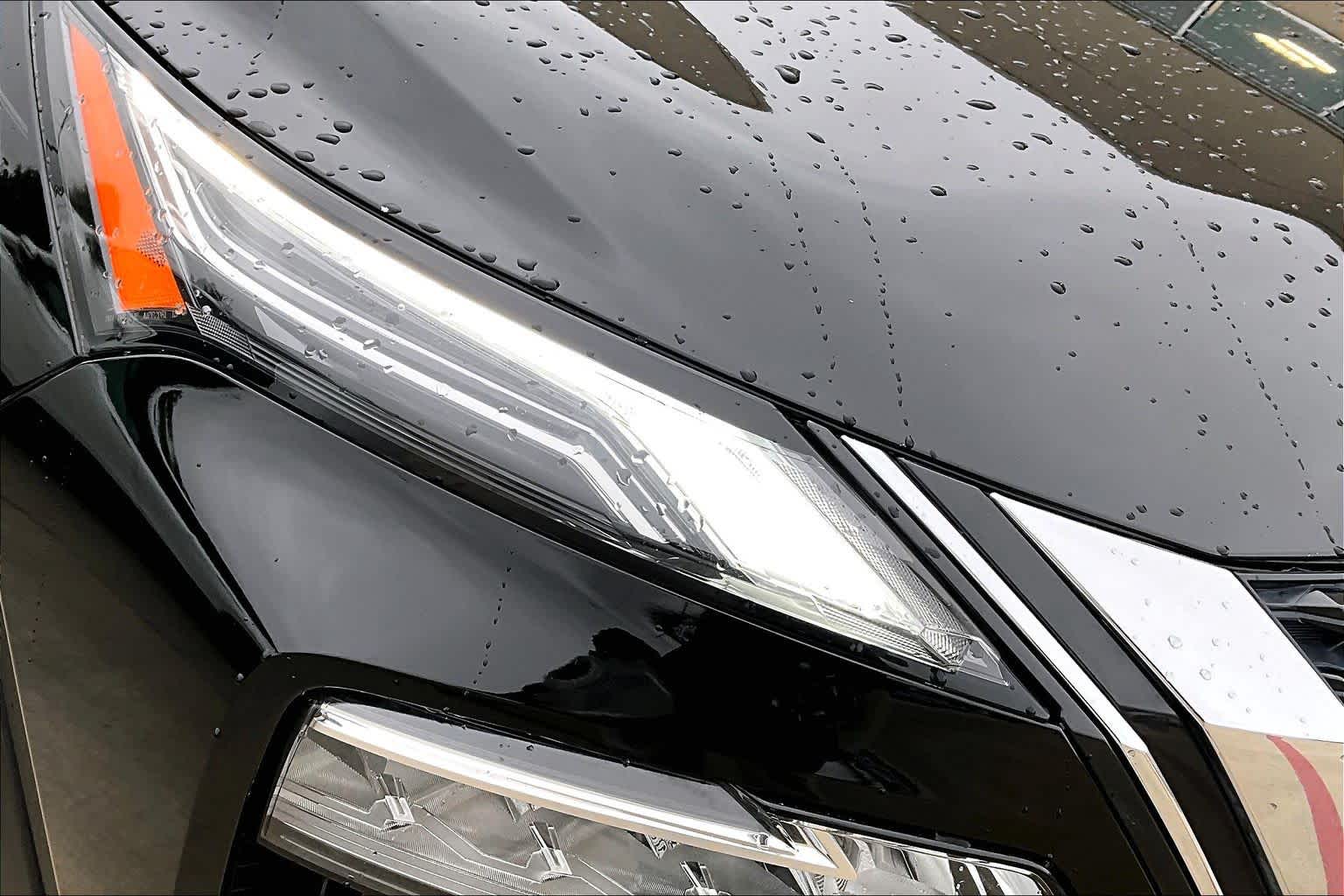 2022 Nissan Rogue Platinum Super Black at Tomball Ford