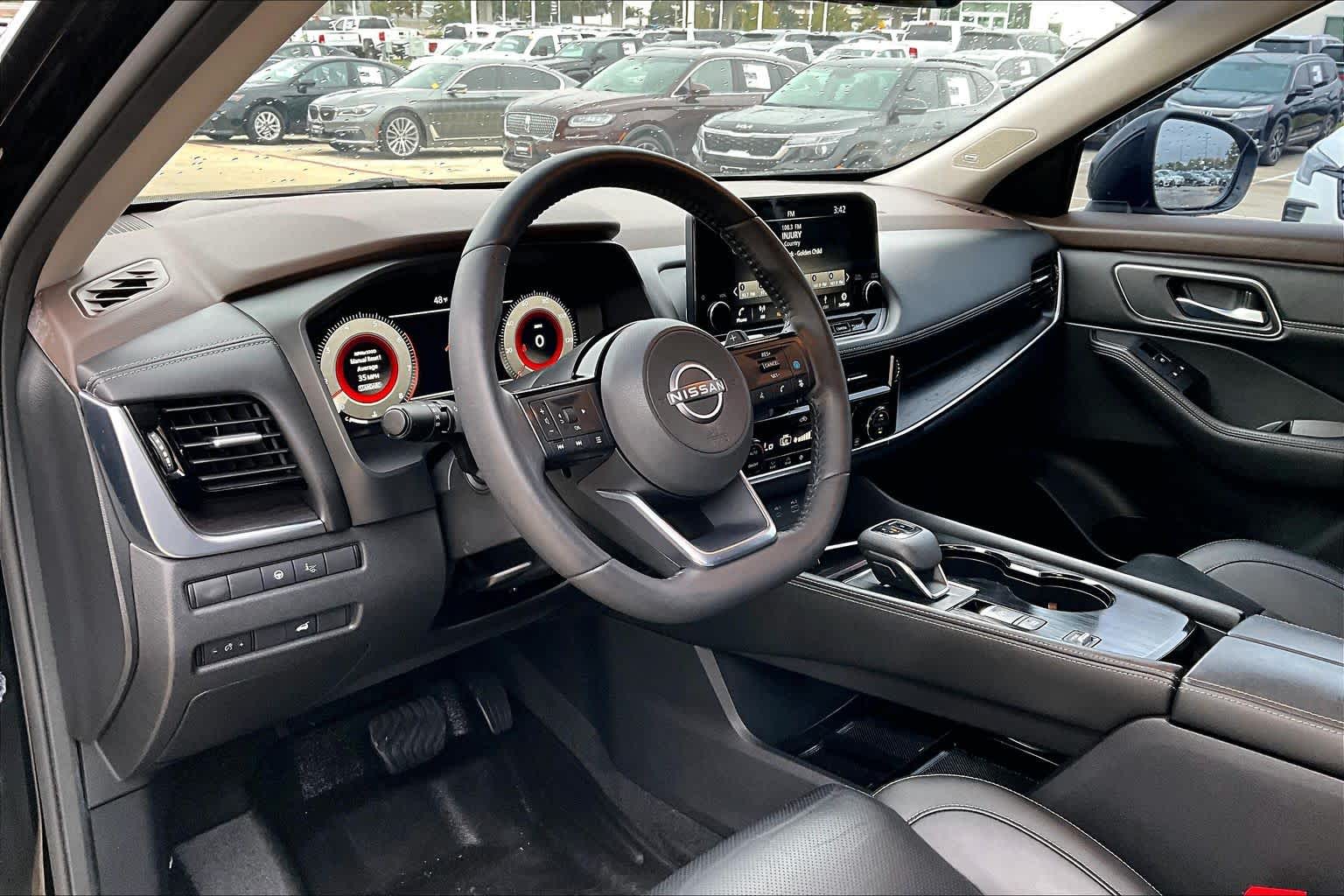 2022 Nissan Rogue Platinum Super Black at Tomball Ford