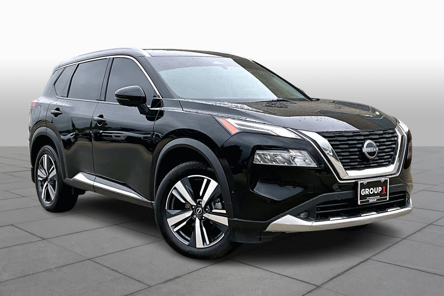 2022 Nissan Rogue Platinum Super Black at Tomball Ford