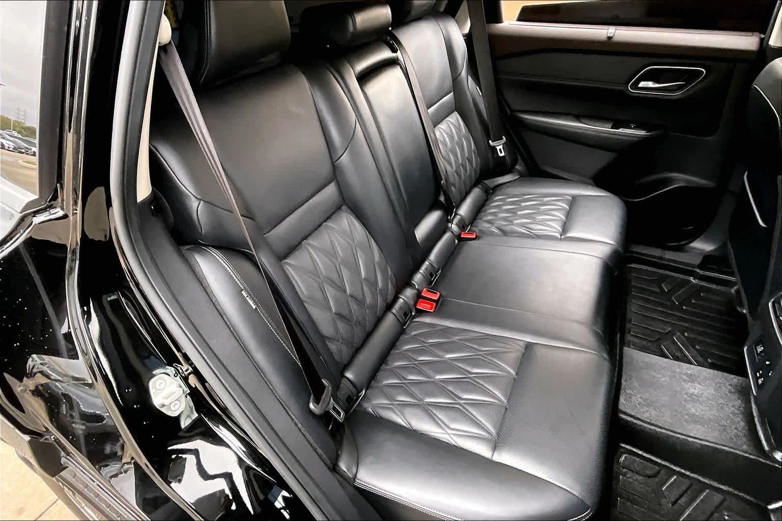 2022 Nissan Rogue Platinum Super Black at Tomball Ford